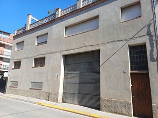 Gebäude in Vilanova del Camí. Edificio  vilanova del camí