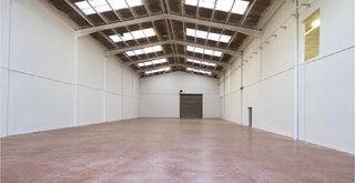 Lloguer Nau industrial a Nord Oest - Can Noguera. Nave  la garriga
