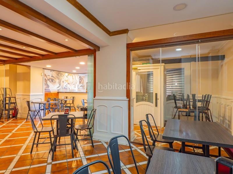 Foto 34a9ae3e-69a8-47b1-8a53-2f4773fc6a18. Lloguer local comercial a Martín Carpena - Torre del Río Málaga