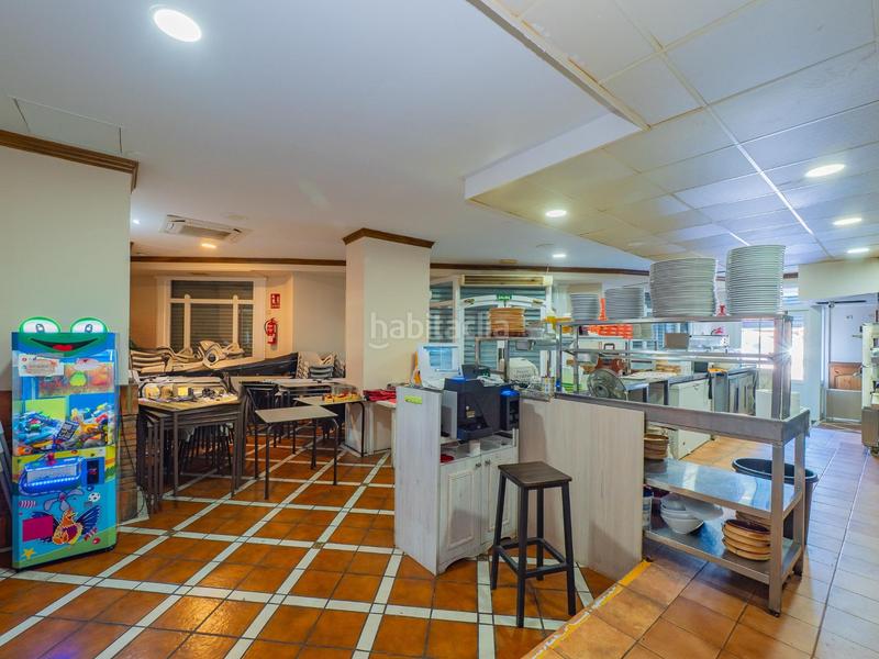 Foto 9c850d61-a2a0-4e66-bb6e-dfdb7be649e2. Lloguer local comercial a Martín Carpena - Torre del Río Málaga