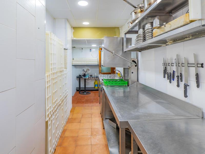 Foto bf7716b4-b847-43ca-ae3f-3fde3978570b. Lloguer local comercial a Martín Carpena - Torre del Río Málaga