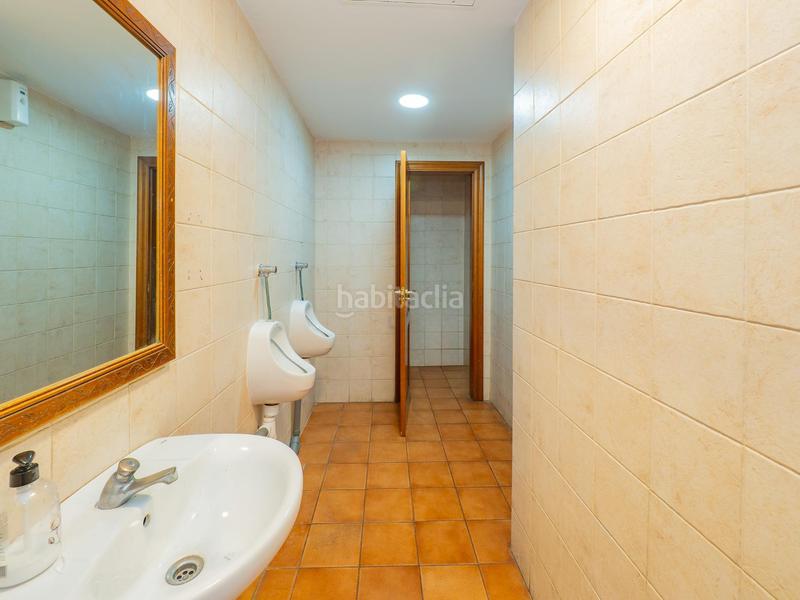 Foto dcadbec0-7080-4766-b32c-2d9626530d61. Lloguer local comercial a Martín Carpena - Torre del Río Málaga