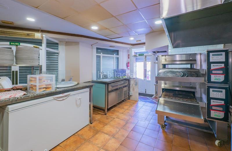 Foto f9c0ccca-bf01-42de-9541-7bae3e43a7ad. Lloguer local comercial a Martín Carpena - Torre del Río Málaga