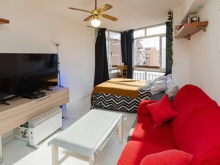 Studio en Parque de la Paloma. Estudio con vistas al mar en el coraz�n de arroyo de la miel
