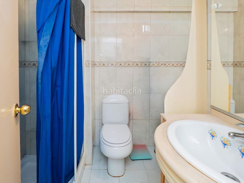 Foto 1c95696c-0dc9-493f-837b-e730cfd81cd9. Estudi a Parque de la Paloma Benalmádena