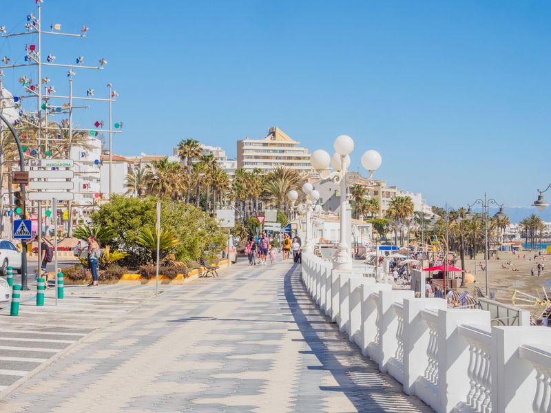 Foto fc1a7702-83de-446c-8b89-59e9429af85c. Estudi a Parque de la Paloma Benalmádena