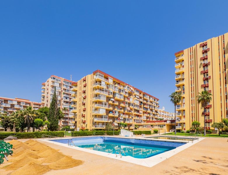Foto 03ad40b8-7a8f-473a-ba57-c3d95c70629b. Estudi amb piscina a Parque de la Paloma Benalmádena