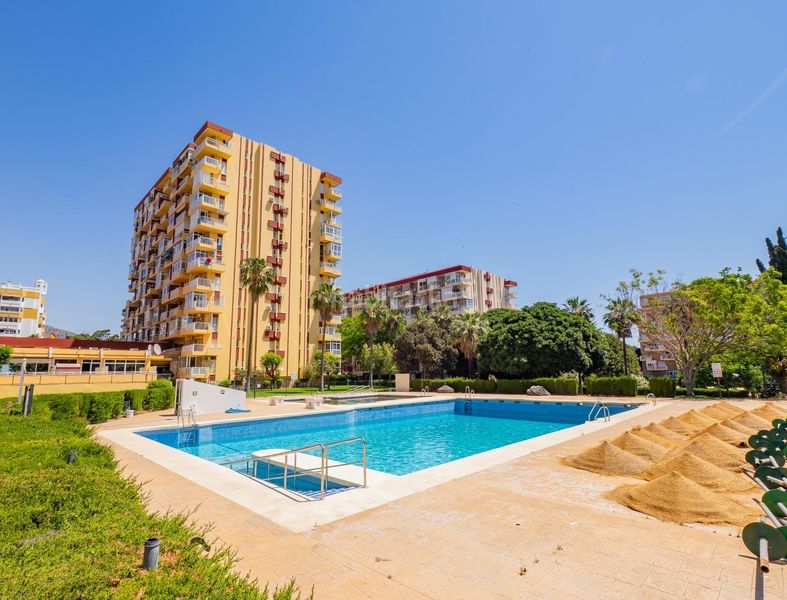 Foto b17ae3ea-f2be-4198-a001-b0dbd8ae1409. Estudi amb piscina a Parque de la Paloma Benalmádena