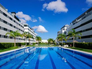 Pis a Los Álamos. Exclusivo residencial con privacidad, vistas al mar y 2 amplias
