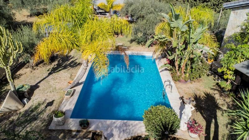 Foto 0e7c7367-f302-44dc-8c73-e097405c00a8. Masia amb aparcament piscina a Coín