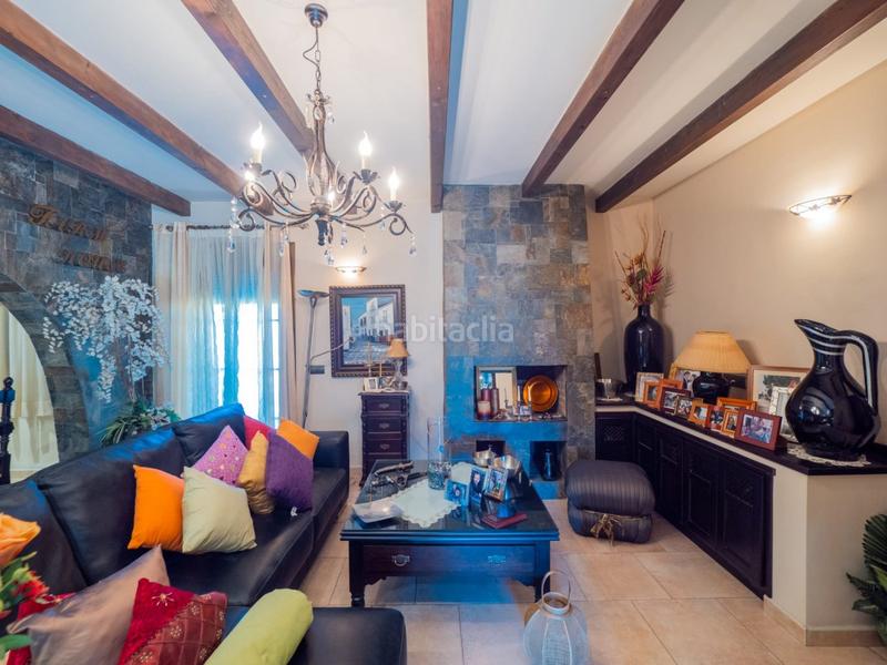 Foto 5e96c33d-777e-4bd3-ba3f-a0ceb5c28725. Masia amb aparcament piscina a Coín