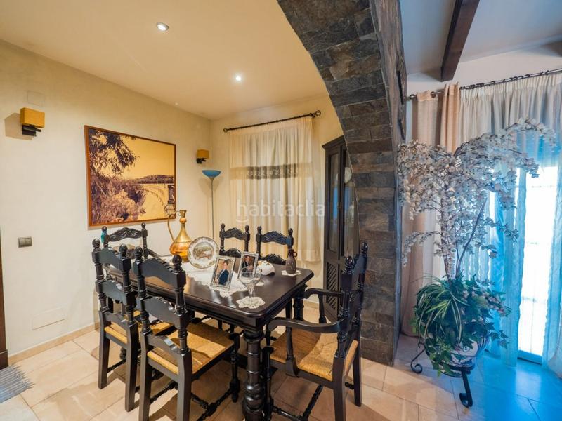 Foto 8cc9247b-cc2b-4338-ae80-02db43cb9392. Masia amb aparcament piscina a Coín