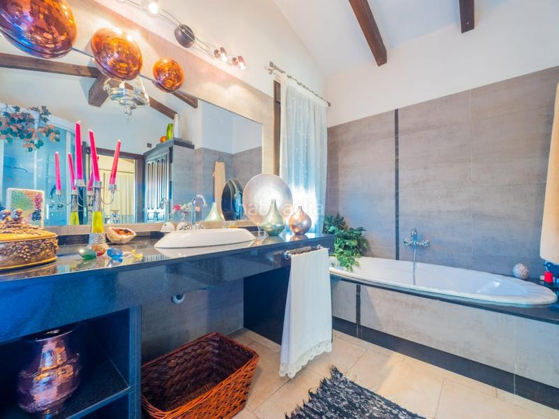 Foto a89ab7a8-8f96-4cab-8a29-6a693e2934bc. Masia amb aparcament piscina a Coín