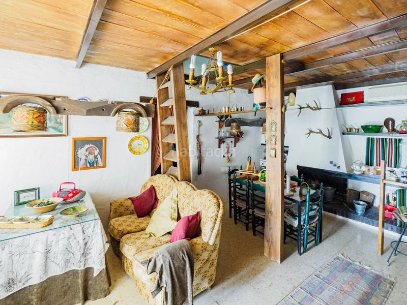 Foto a908e7a5-26ec-43a1-ad82-038c85e1e744. Masia amb aparcament piscina a Coín