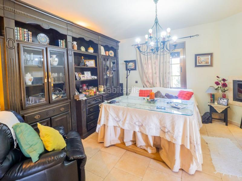 Foto a9d0a2c6-6f63-4cef-b70f-8bbc76e67512. Masia amb aparcament piscina a Coín