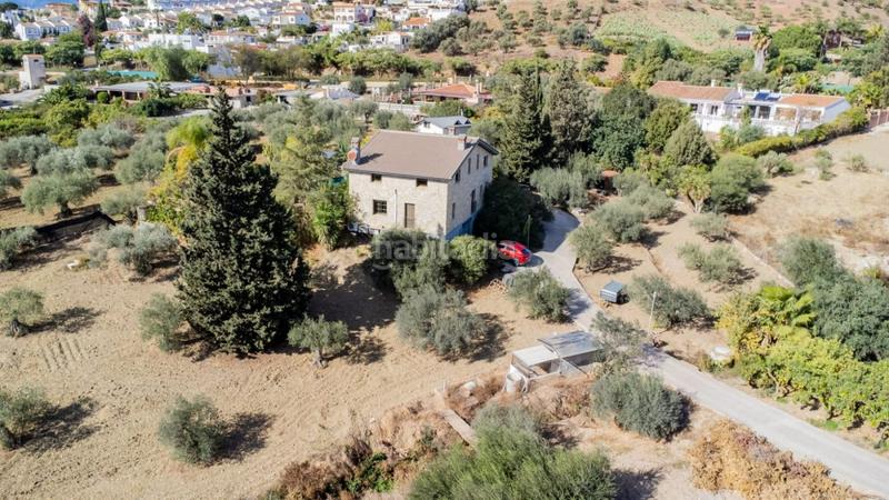 Foto e71a0ae9-f163-4dde-a5e9-f22cd95733bf. Masia amb aparcament piscina a Coín