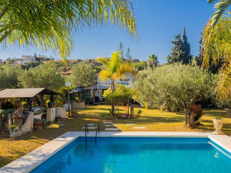 Foto edbba8de-f854-4834-a85f-9ccbdae90f93. Masia amb aparcament piscina a Coín