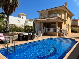 Xalet a Y 41. Chalet en venta en km 6km 8