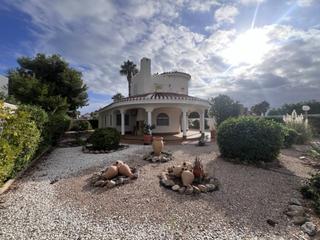 Chalet en Parcela b31 y b36 20. Chalet en parcela doble