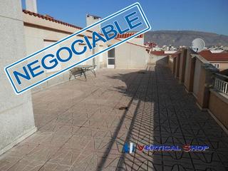 Ático en Caudete. Atico en venta en alcalde luis pascual, 4 dormitorios.