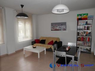Pis a Caudete. Piso en venta en ruíz alcázar, 3 dormitorios.