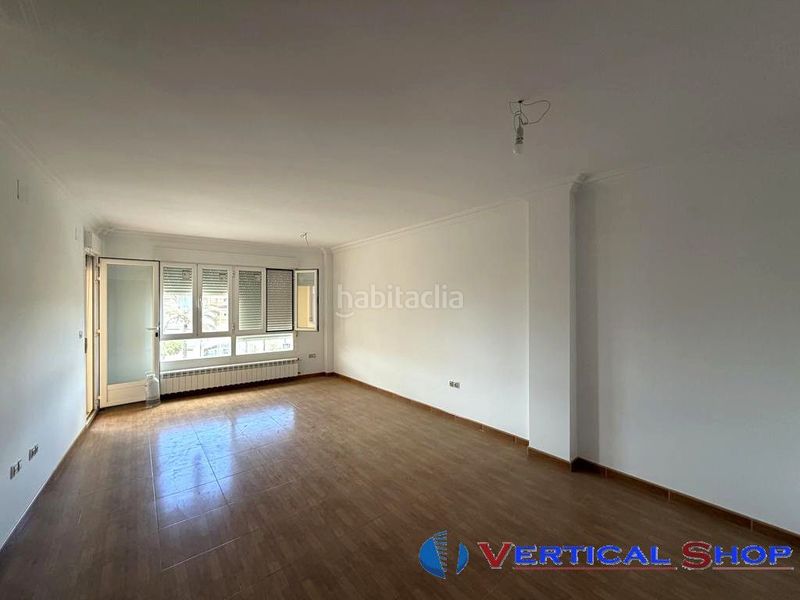 Foto abd4a223-de75-42ee-8064-2a4ca0df9593. Pis amb calefacció a Caudete