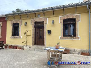 Chalet à Partidas Norte. Chalet en venta en la encina, 3 dormitorios.