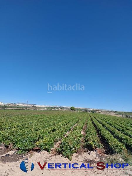 Foto 21f72844-1a5d-4684-b2e9-d73a2c689b6d. Terrain résidentiel dans Caudete