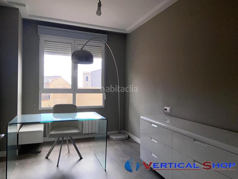 Foto 45b453b0-ffd2-44be-b3f4-aec61dff05c1. Pis amb calefacció aparcament a Caudete