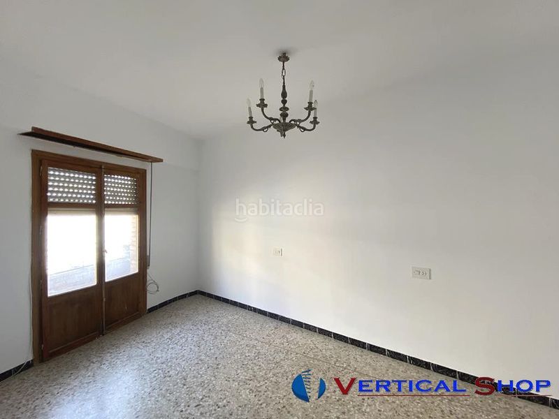 Foto 0e4bfc8c-9866-4f3b-9700-fa3b9150e74b. Casa amb calefacció aparcament a Caudete