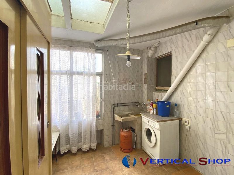 Foto 147a401a-8d23-4878-bb02-6c6475fb4f50. Casa amb calefacció aparcament a Caudete