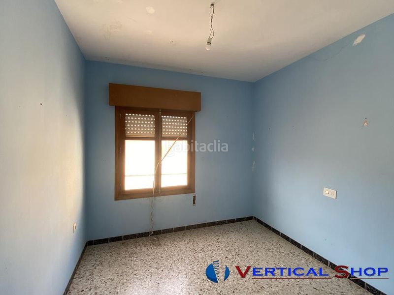 Foto 1f9ab98e-56a7-45e2-83e4-753d0a303380. Casa amb calefacció aparcament a Caudete