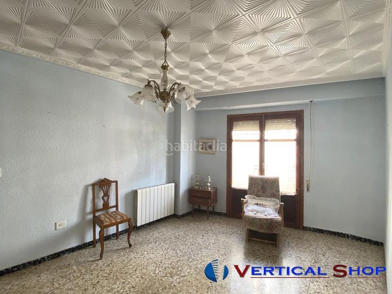 Foto f53bfafa-c9eb-4913-b8a2-bd9a238ccef3. Casa amb calefacció aparcament a Caudete