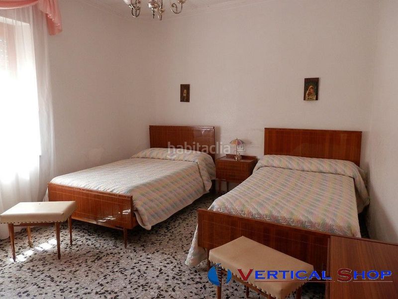 Foto 1911b93d-3855-4160-9f64-4e8baaf7a25f. Casa amb aparcament a Caudete