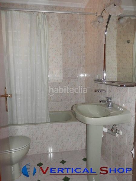 Foto 2108ec4e-4a64-4da0-b9c4-33a72ddeb567. Casa amb aparcament a Caudete