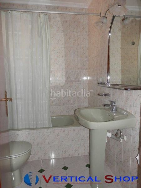 Foto 6abcc583-1226-446a-a6ad-10f13e3d5464. Casa amb aparcament a Caudete