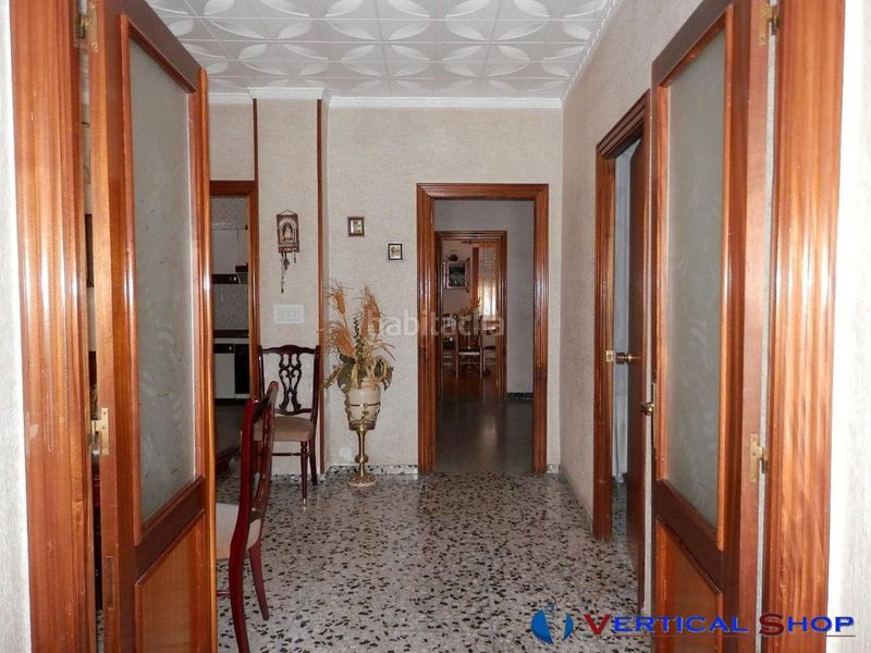 Foto 83bc242d-fa05-4194-bec3-805818dbfa05. Casa amb aparcament a Caudete