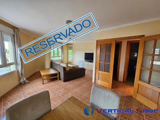 Etagenwohnung  De villena. Piso en venta en avenida de villena, 3 dormitorios.