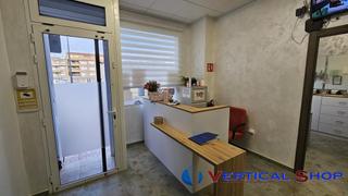 Local Comercial a Caudete. Local com. en venta en colegio paseo, 5 despachos.