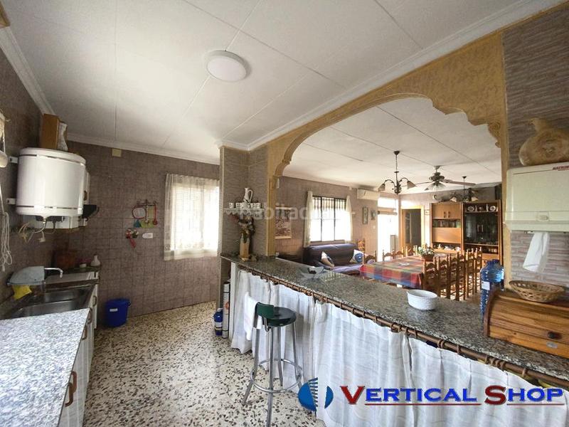 Foto a52f8237-e6c5-41ae-9cda-f8ecf9aabe7a. Chalet con parcheggio in Las Virtudes Villena