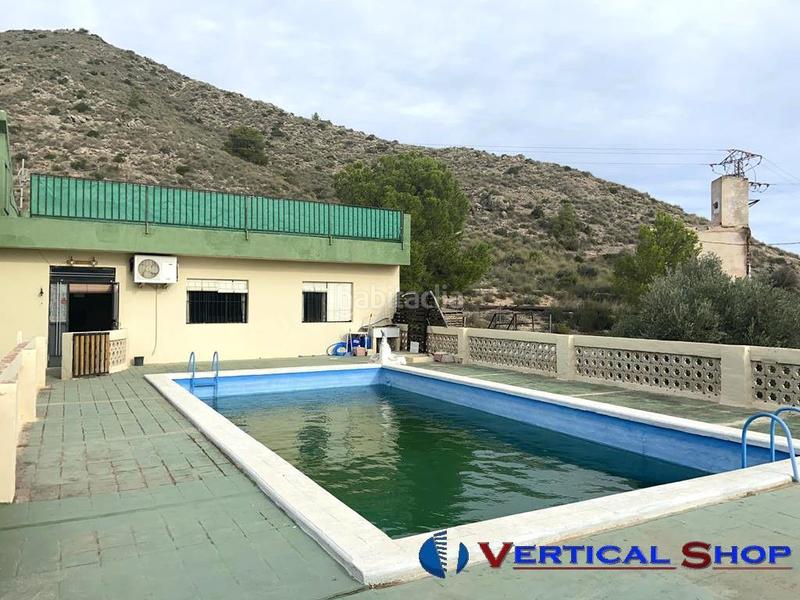Foto c82a9bde-3cb0-4bdd-ae3d-5df2f19fc6d3. Chalet con parcheggio in Las Virtudes Villena