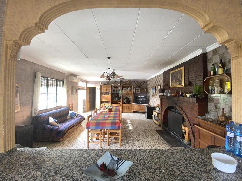 Foto e5e8c85d-fa6f-429c-86e3-26fce50a507f. Chalet con parcheggio in Las Virtudes Villena