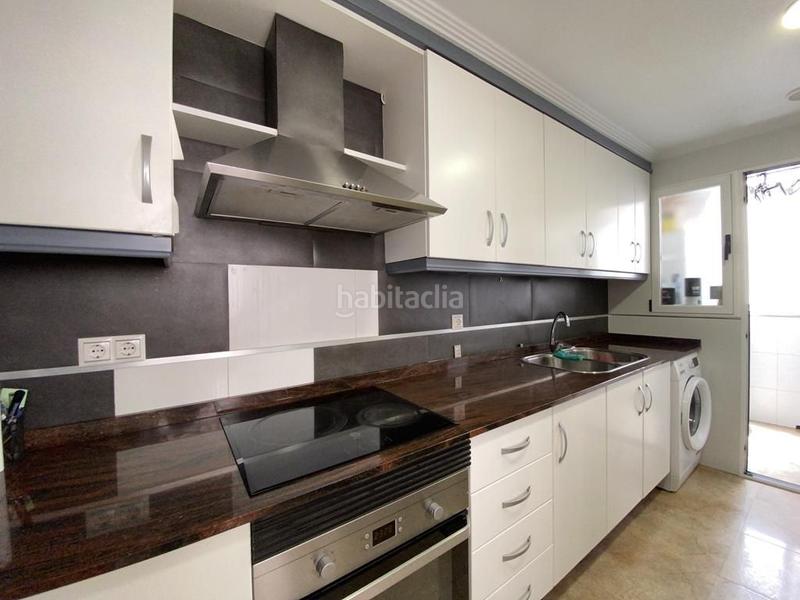 Foto 153e903a-19ea-4de5-a15b-a0d694269bbd. Piso  en venta en avenida juan carlos i, 3 dormitorios. en Caudete