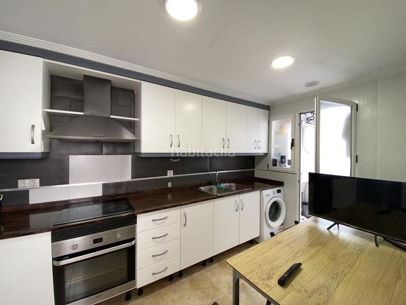 Foto ee037c61-ce47-4cd3-b284-45672d53afec. Piso  en venta en avenida juan carlos i, 3 dormitorios. en Caudete