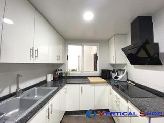 Casa  San luis. Casa en venta en madrid, 8 dormitorios.