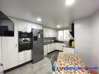 Casa  San luis. Casa en venta en madrid, 8 dormitorios.