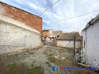Casa  El angel. Casa en venta en caudete, 3 dormitorios.