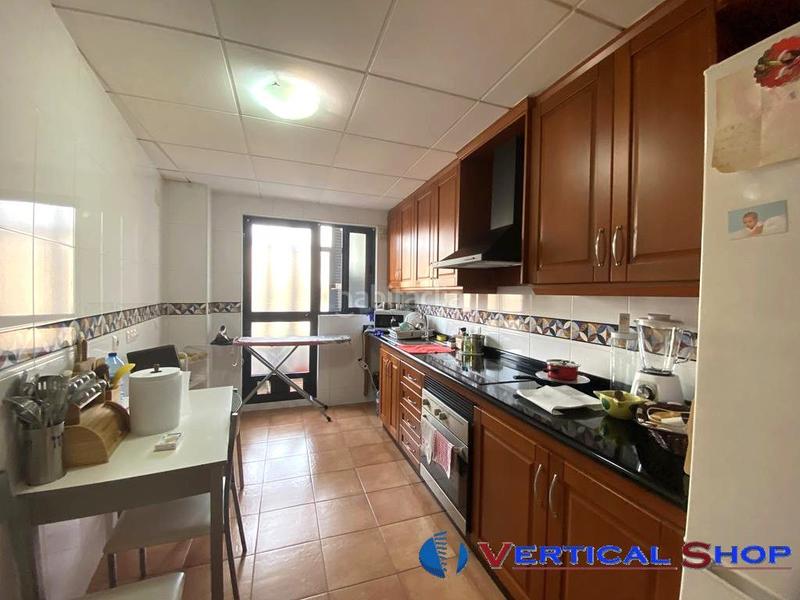 Foto 1df32b1b-e944-4d38-8175-b56fe52942d2. Pis amb calefacció aparcament a El Carril - Paseo de Chapi Villena