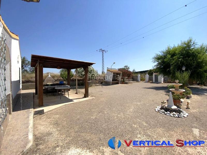 Foto f3207de3-06c4-4624-8a24-f6c8b578f120. Chalet  en venta , 2 dormitorios. en Caudete