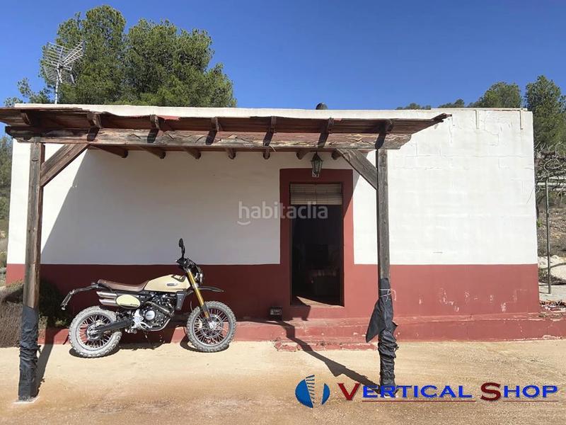 Foto 33a7a523-7bae-4ec3-83d6-059a4a6ffe08. Chalet mit parking in Las Tiesas Villena